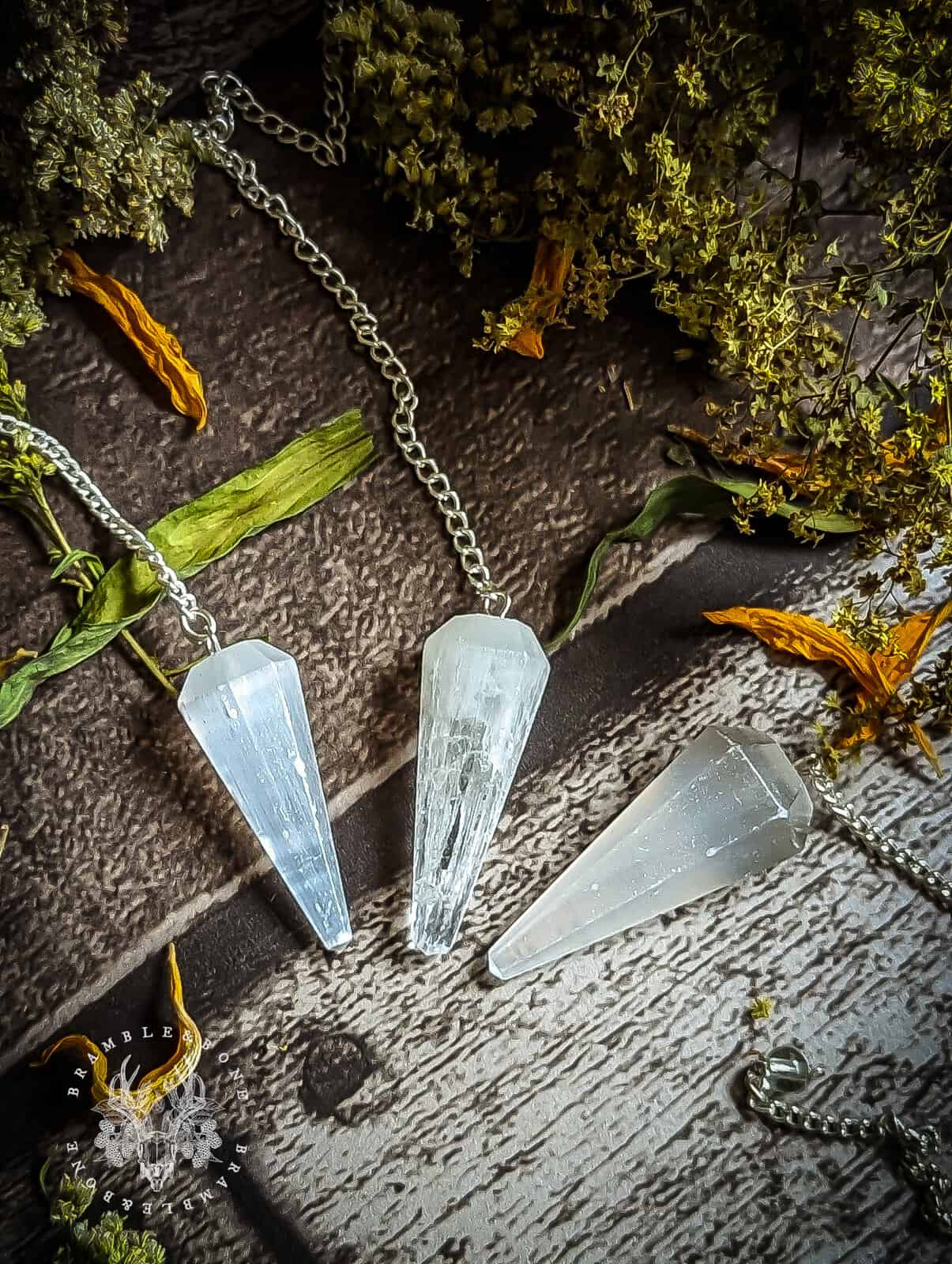 Selenite Pendulum - Image 18