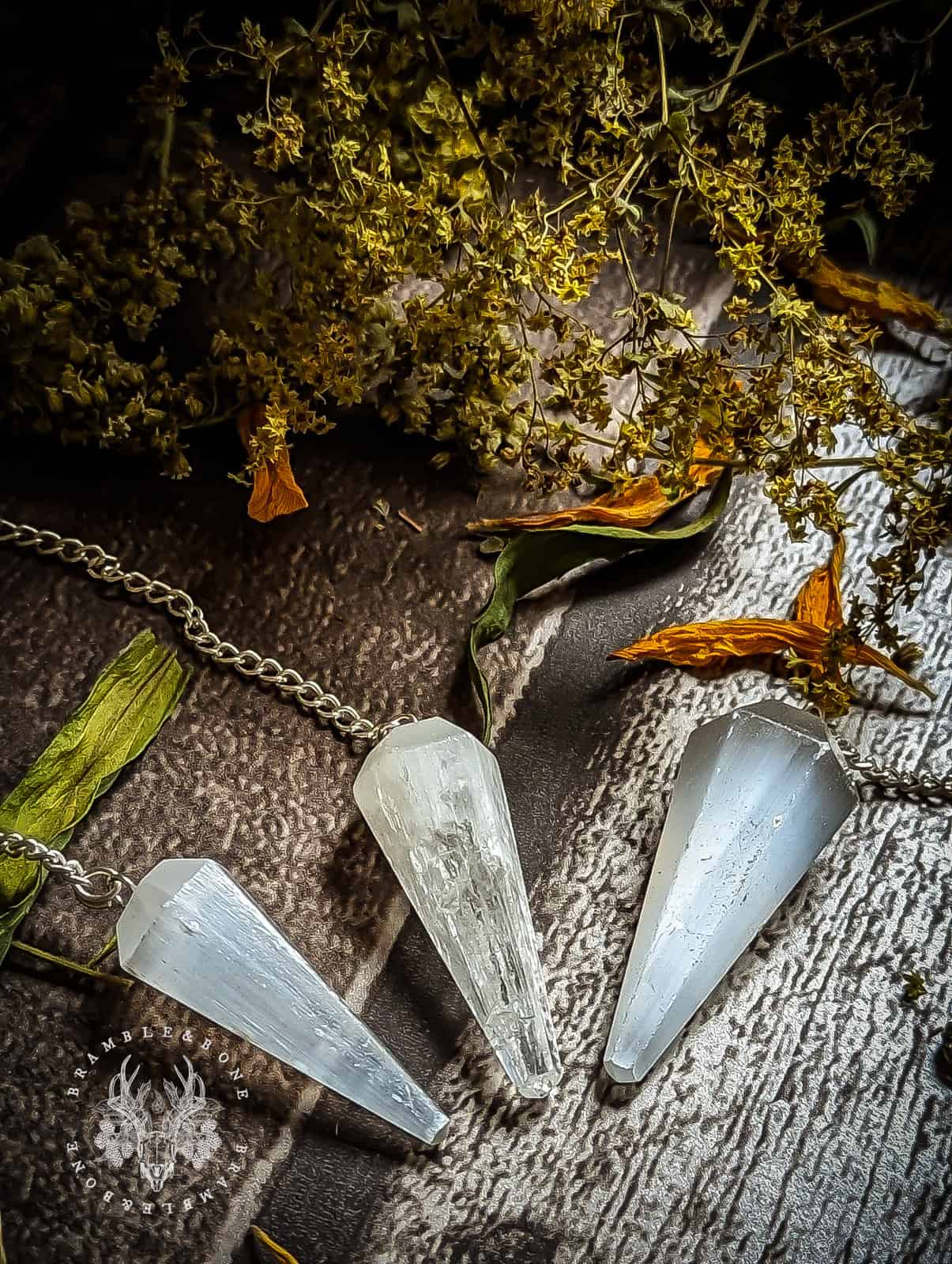 Selenite Pendulum - Image 19