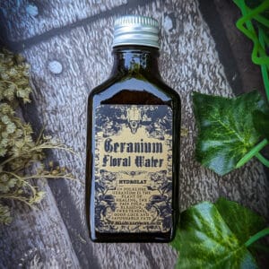 Mini Geranium Floral Water