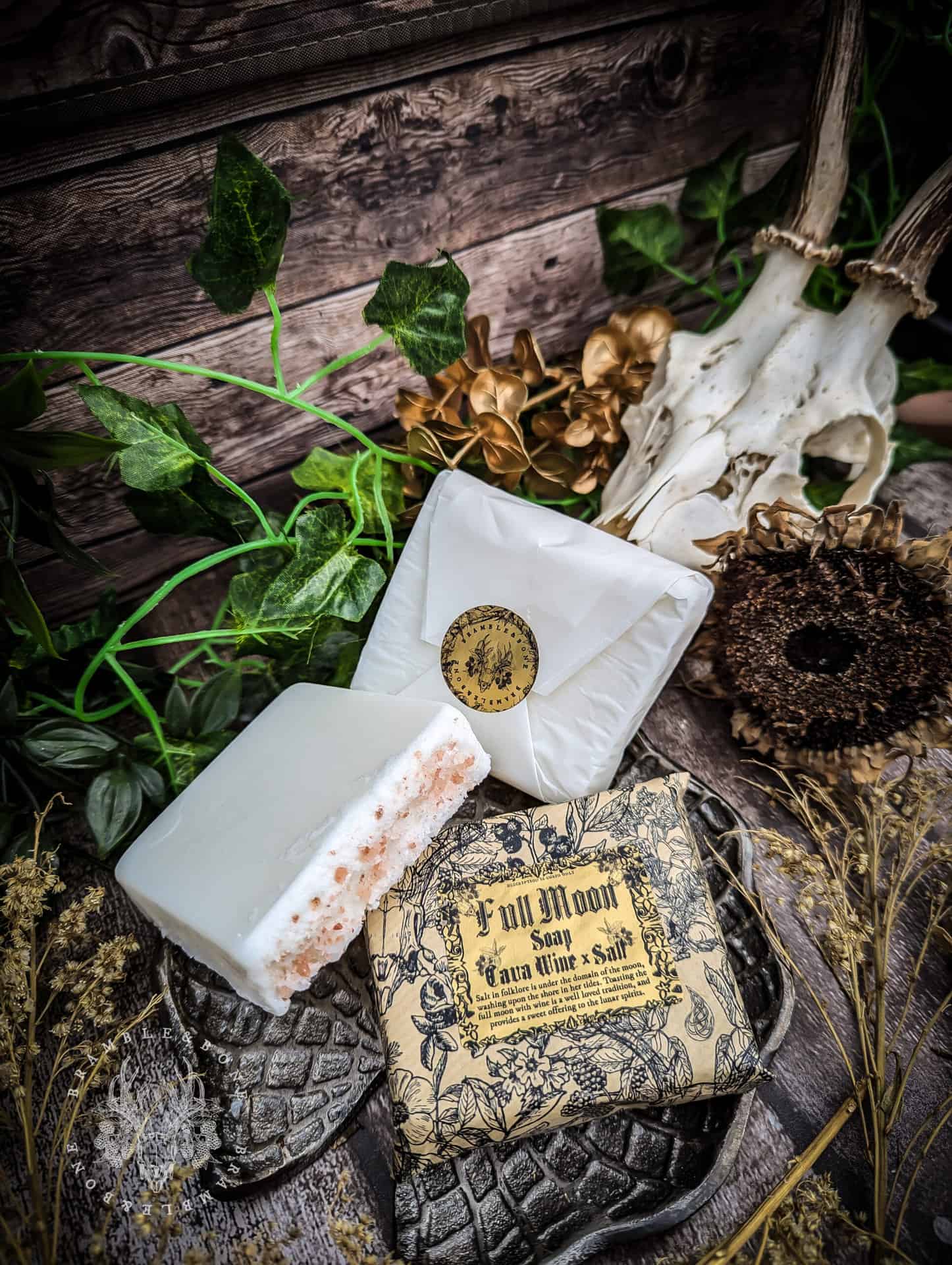 Full Moon Soap - Himalayan Salt & Cava Wine - Image 10